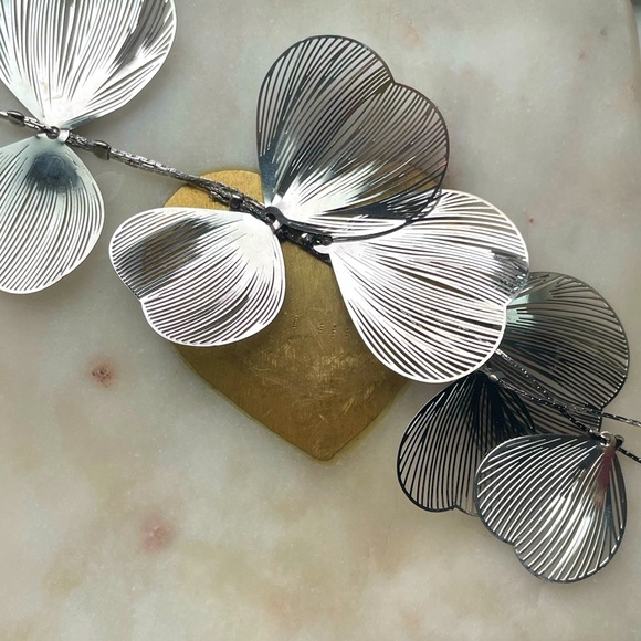 Silver Flower Necklace - Picture 3 of 6